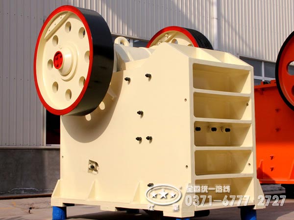 石灰石顎式破碎機(jī)
