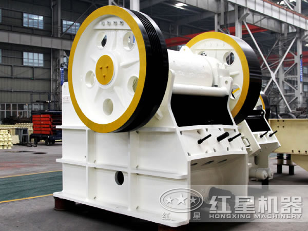 17噸顎式破碎機(jī)