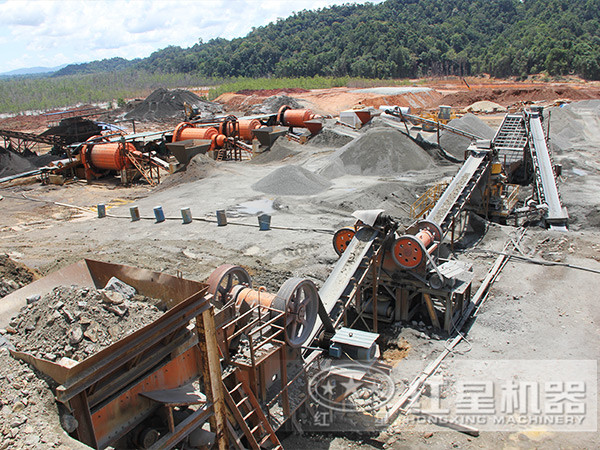 紅星機器設備生產(chǎn)現(xiàn)場