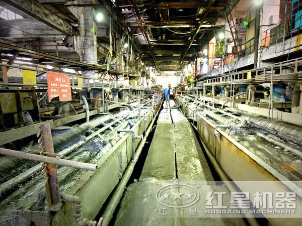 重選介質(zhì)——水