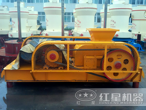 齒輥式破碎機(jī)體積小、結(jié)構(gòu)簡(jiǎn)單、維修方便