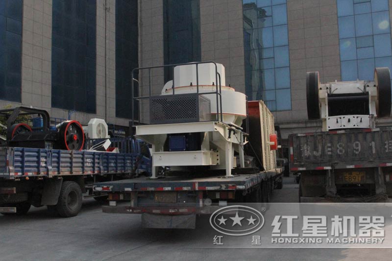 制砂機等待出廠