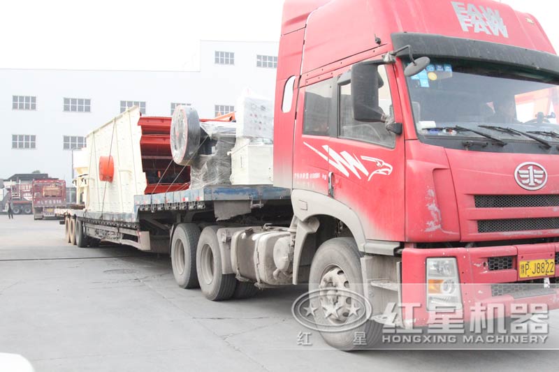 運往貴州的砂石設備（前面看）