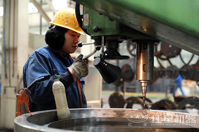 紅星移動制砂機生產車間 紅星移動制砂機生產車間