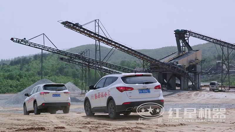 紅星售后服務(wù)團隊回訪客戶現(xiàn)場