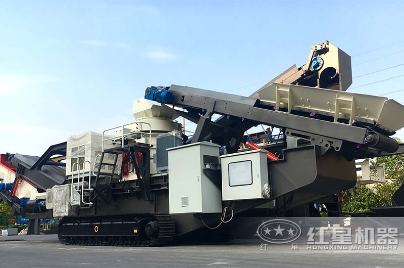 紅星移動式石頭破碎機發貨
